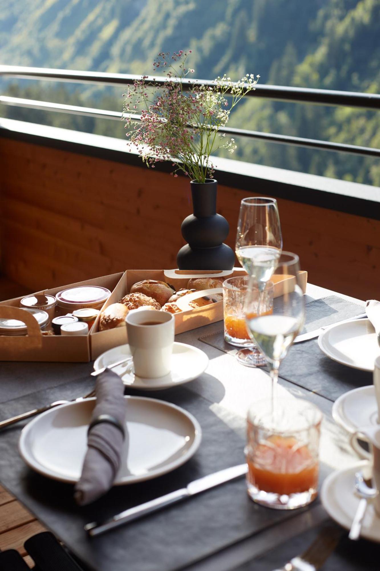 Alpenstolz Damuels Haus 3 - Stilvoll Urlauben In Den Bergen Apartment Екстериор снимка