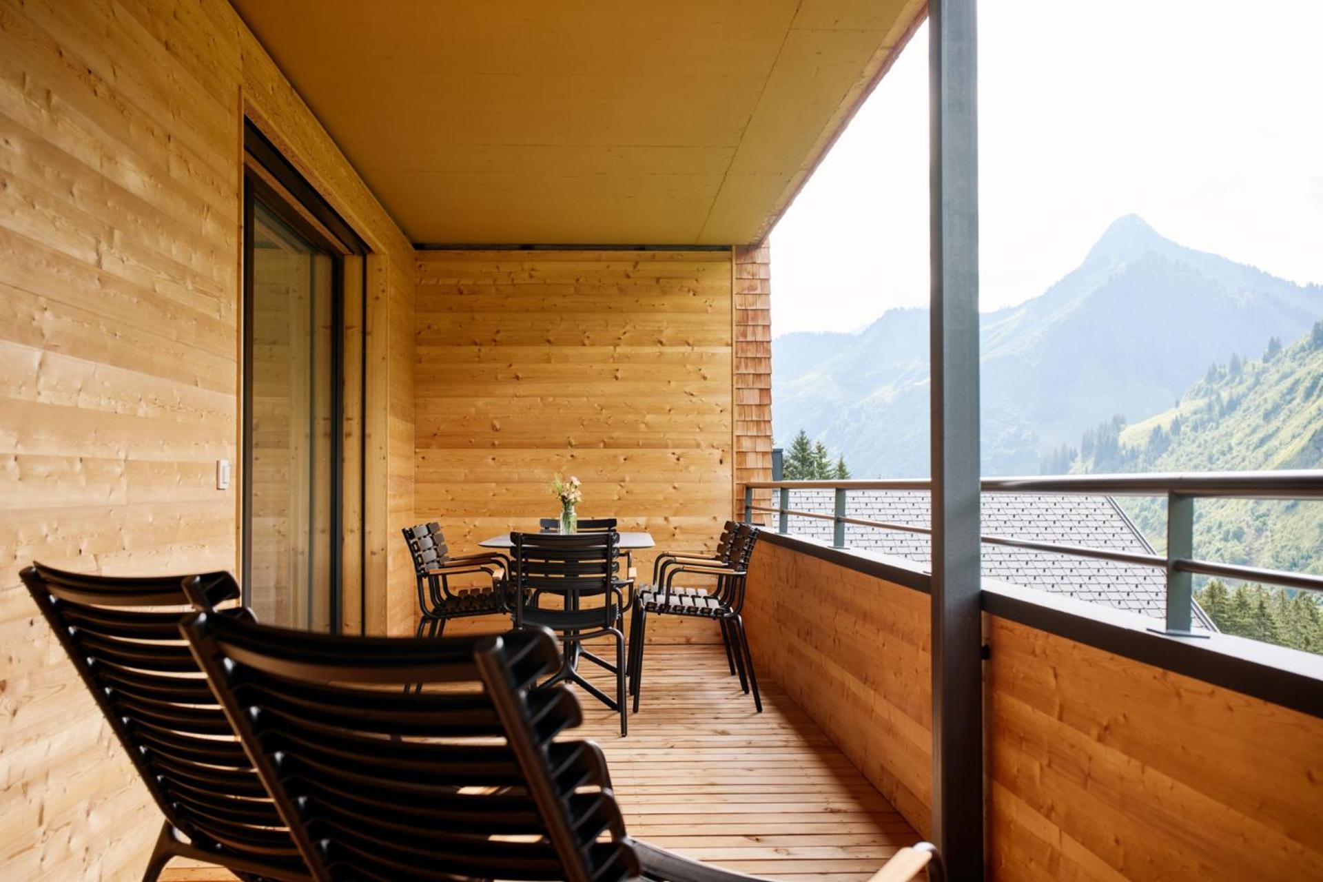 Alpenstolz Damuels Haus 3 - Stilvoll Urlauben In Den Bergen Apartment Екстериор снимка